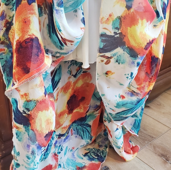 Beautiful Flowy High Low Dress - Picture 4 of 5